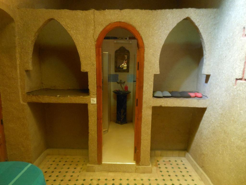 Riad Aicha & Camel Trekking Мерзуга Екстер'єр фото